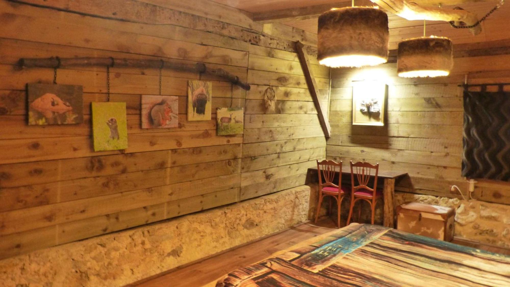 Mezieres-sur-Ponthouin La Valise A Cheval B&B 외부 사진